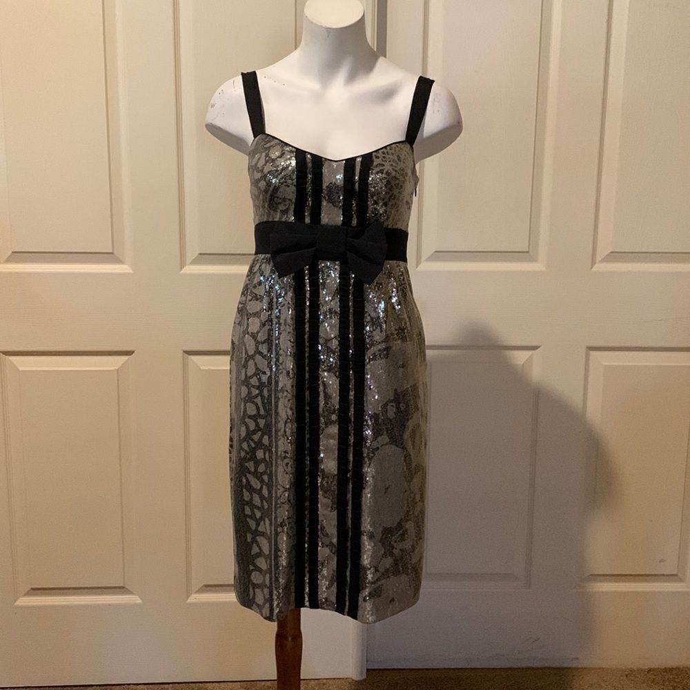 Diane Von Furstenberg sequin silk blend lined dress. 4 - Picture 2 of 16